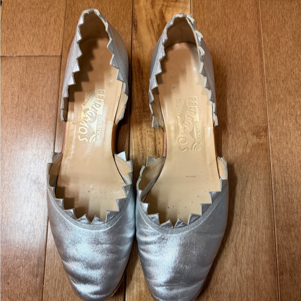 Salvatore Ferragamo Limited Edition Metallic Silver Scalloped Leather Flats